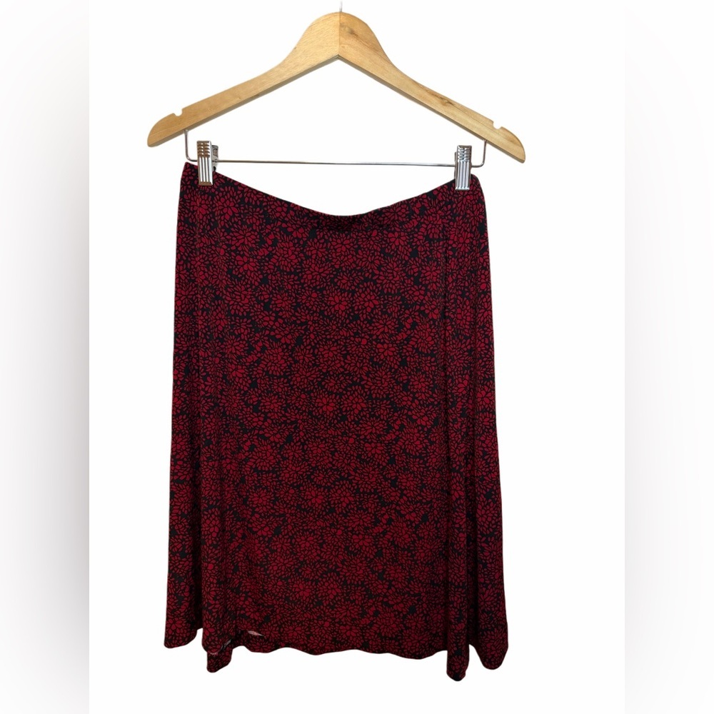 Vintage Red & Black Floral Midi Skirt – Stretchy Fit, Made in Canada